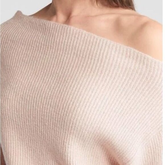 NWT Treasure & Bond Super Soft Off The Shoulder Relaxed Fit Sweater Size S - Picture 2 of 9